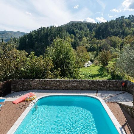 Vila Ancient Farmhouse With Private Heated Hot Tub And Pool Casola in Lunigiana Exteriér fotografie